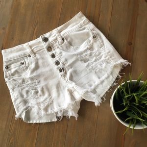 American Eagle high-rise festival shorts